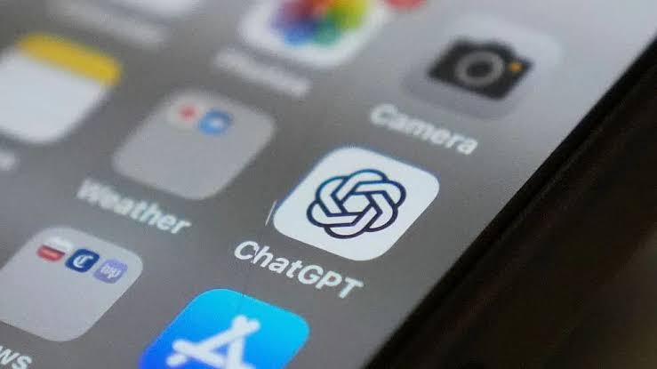 محدودیت دسترسی به ChatGPT و Claude و استفاده از Microsoft Copilot در دفاتر دولتی سوئد