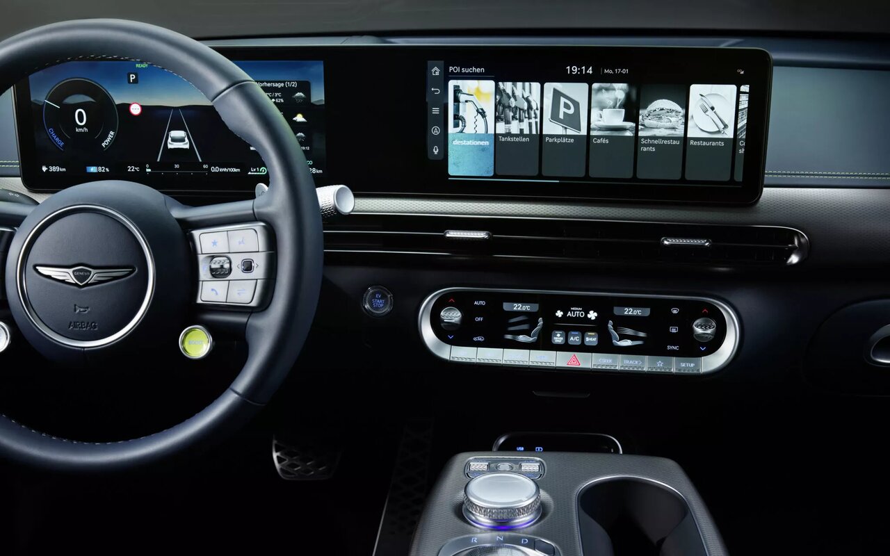 خرابی رادیو خودرو جنسیس