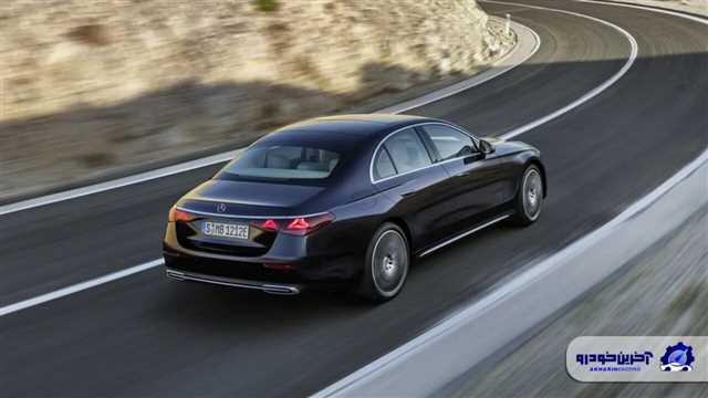 مرسدس بنز E۳۰۰