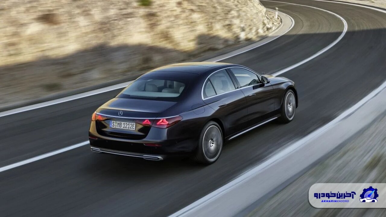 مرسدس بنز E۳۰۰