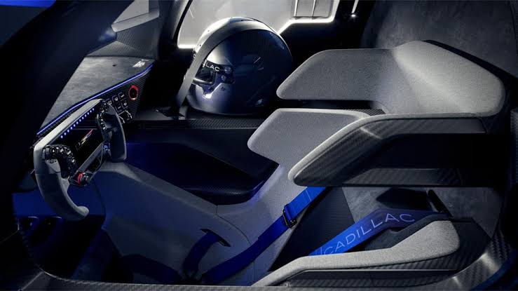 کابین تک نفره و نمای جانبی کانسپت Cadillac V-One