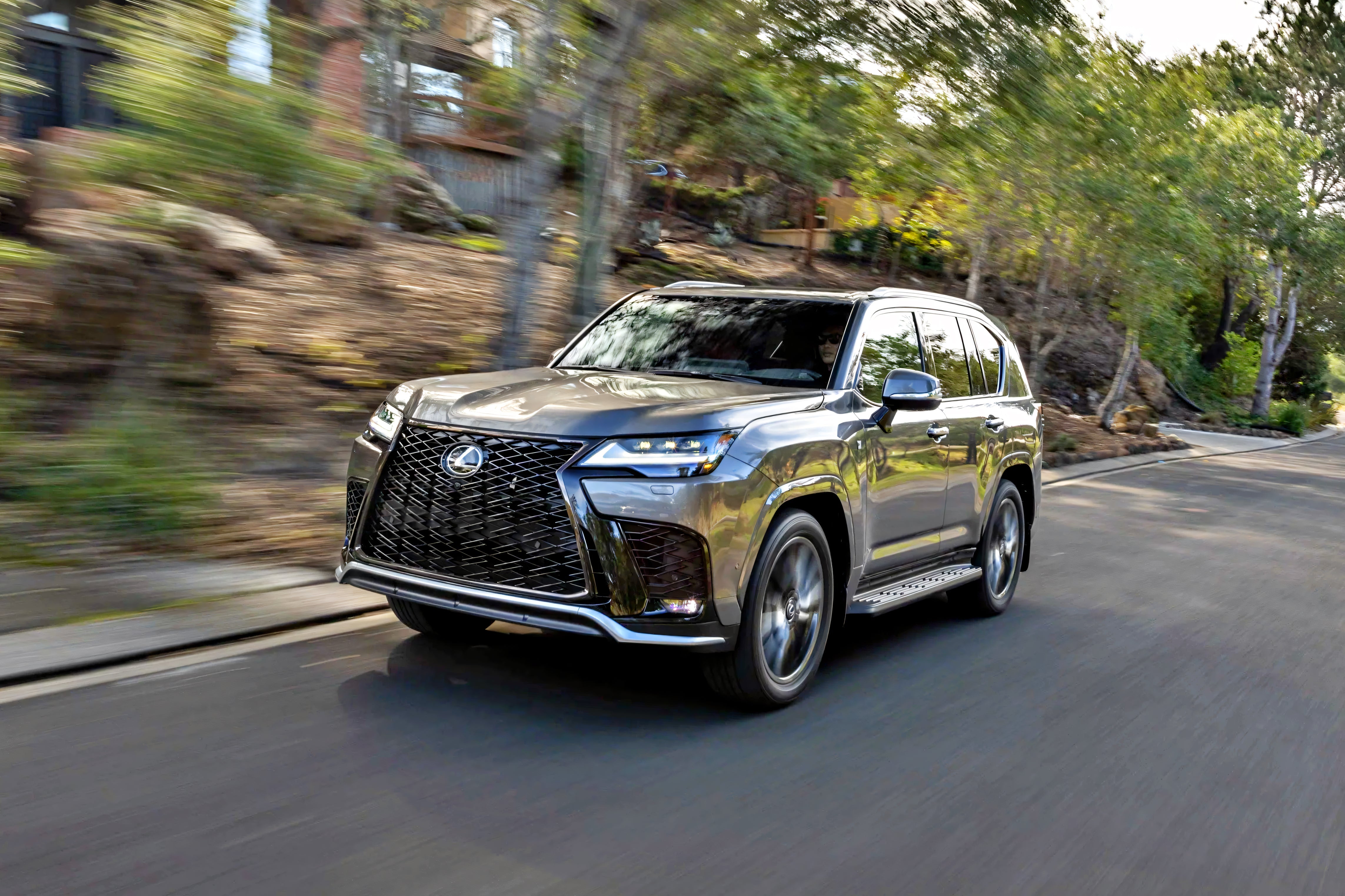 لکسوس LX F SPORT مدل ۲۰۲۷
