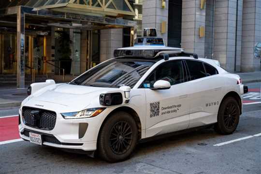 روبوتاکسی وایمو