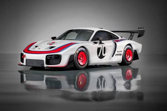 پورشه Flachbau RS بر پایه 911 GT2 RS با طراحی الهام گرفته از موبی دیک
