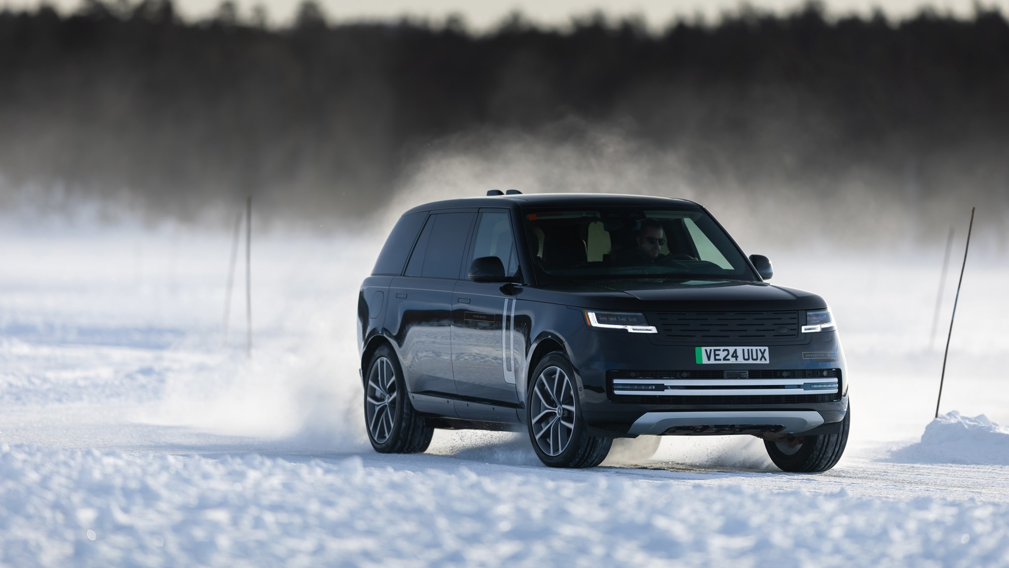 Range Rover Electric شاسی‌بلند لوکس برقی با دو موتور الکتریکی و طراحی رنج‌روور