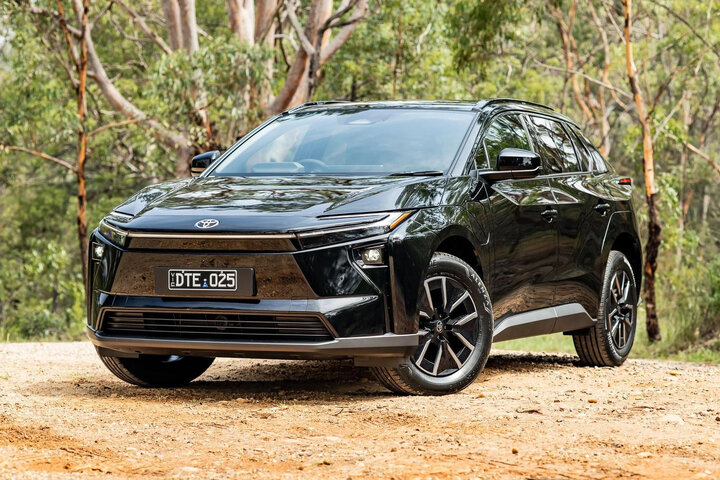 خودروی تویوتا bZ4X