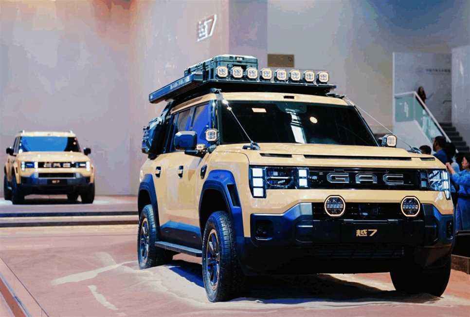 شاسی‌بلند پلاگین هیبریدی GAC Trumpchi Yue 7