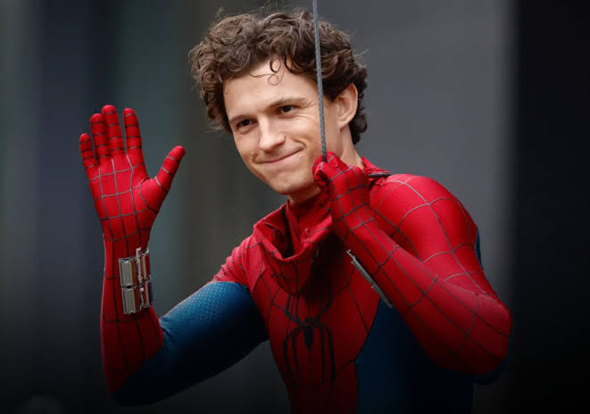 تام هالند در نقش مرد عنکبوتی در فیلم Spider-Man Brand New Day