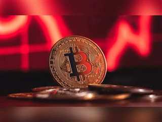 پیش بینی قیمت بیت کوین و احتمال رسیدن BTC به 90 هزار دلار