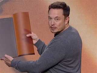 سقف خورشیدی Tesla Solar Roof با کاشی‌های تولیدکننده برق