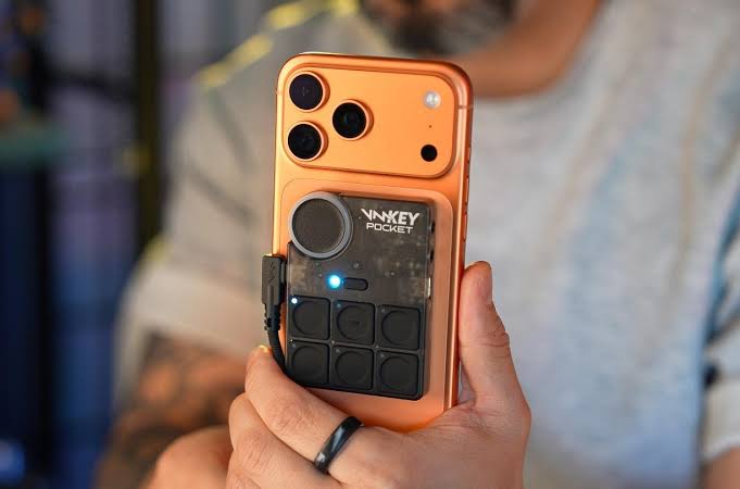 گجت Voicemod Key Pocket برای تغییر صدای هوشمند با هوش مصنوعی