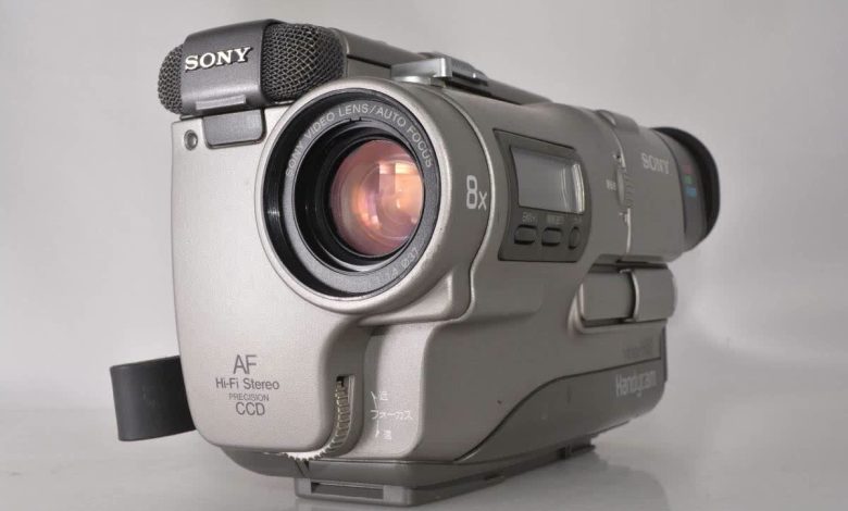دوربین فیلم‌برداری Sony CCD-TR1