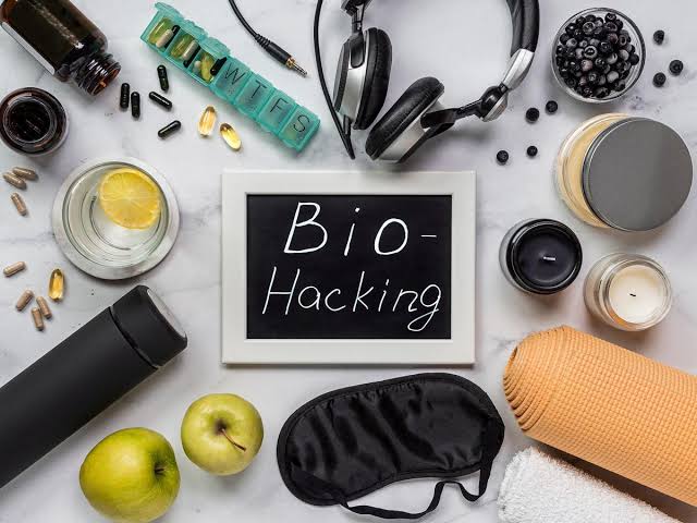 بیوهکینگ چیست؟