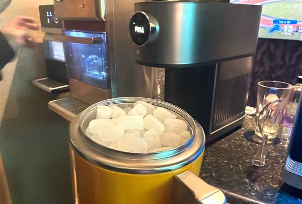 دستگاه یخ‌ساز در نمایشگاه CES 2026