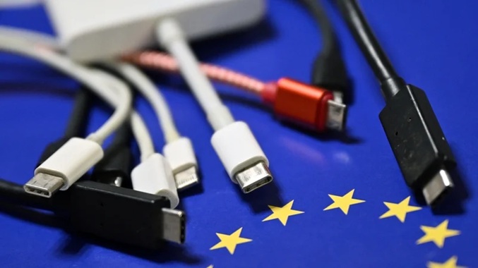 شارژر USB-C لپ تاپ