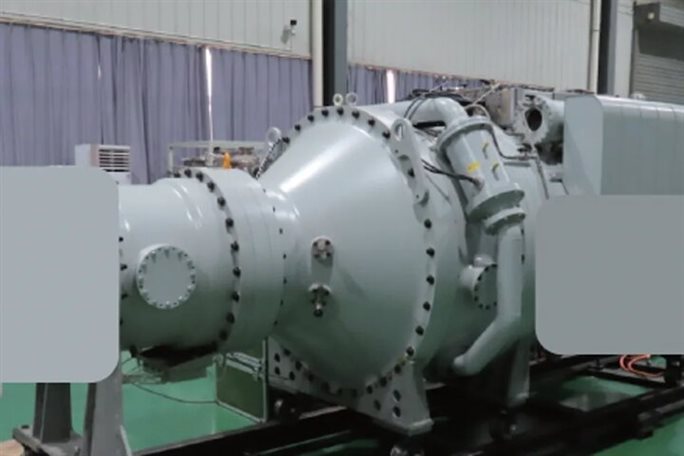 محققان چینی یک ژنراتور بسیار قدرتمند و کوچک انرژی ابداع کرده اند که زمینه را برای تولید نسل آتی اسلحه هایی که در آینده، انبوه ماهواره هایی مانند خوشه استارلینک را هدف می گیرند، آماده می کند.