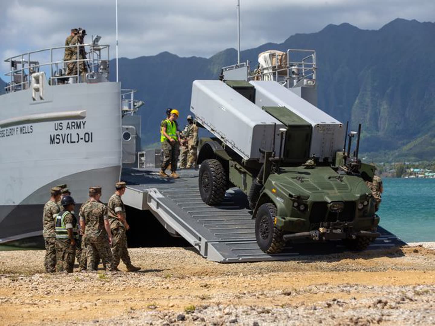 خودرو نظامی