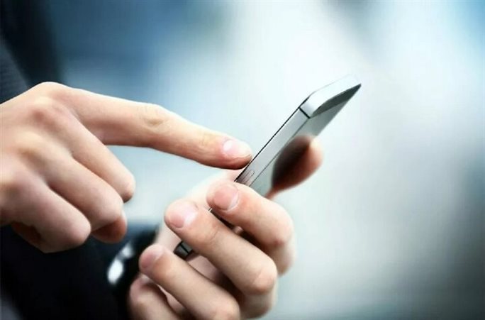تعرفه هر دقیقه مکالمه بین‌شبکه‌ای از تلفن‌همراه به تلفن ثابت برای سیم‌کارت‌های دائمی ۸۱۲ ریال و برای سیم‌کارت‌های اعتباری ۱۲۱۸ ریال خواهد بود، همچنین محاسبه کارکرد مکالمات مشترکان تلفن‌همراه، به‌صورت ثانیه‌ای انجام می‌شود.
