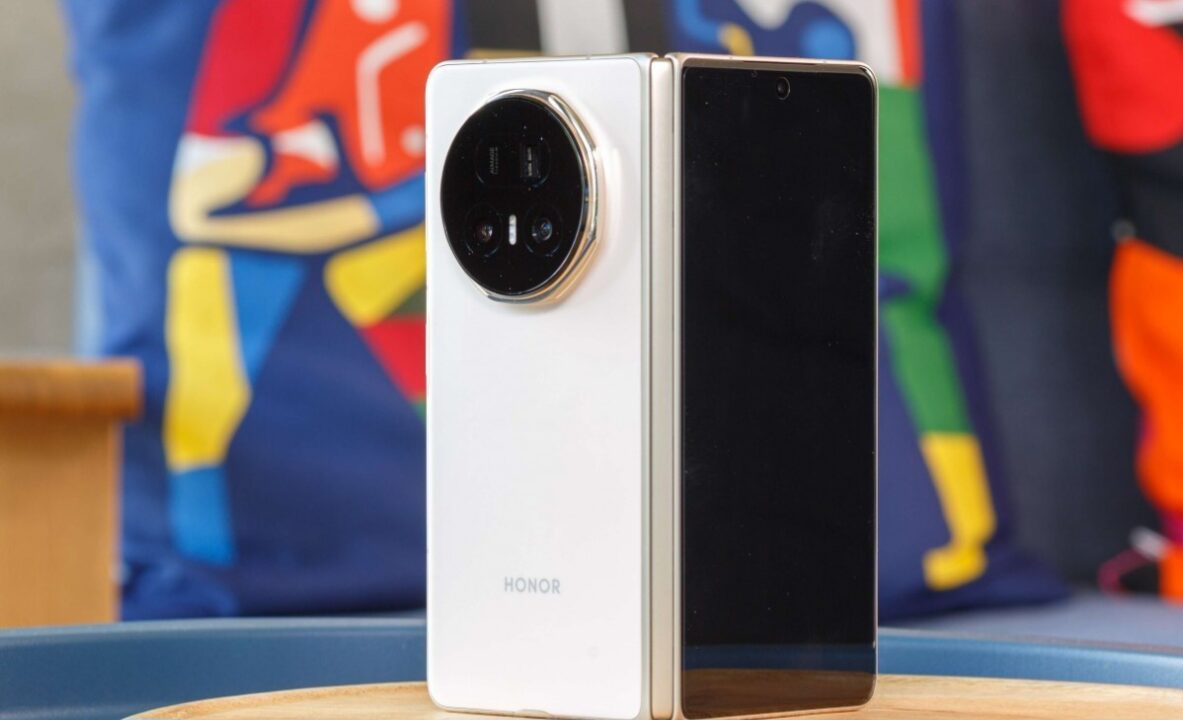 گوشی تاشوی آنر