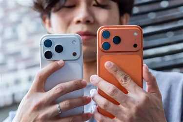 سوراخ کوچک کنار دوربین گوشی آیفون یک میکروفون اختصاصی است