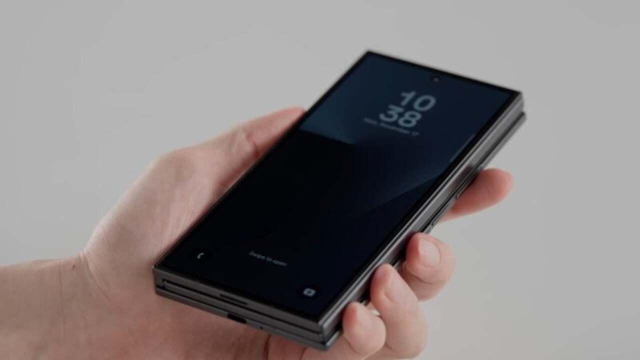 گلکسی Z TriFold