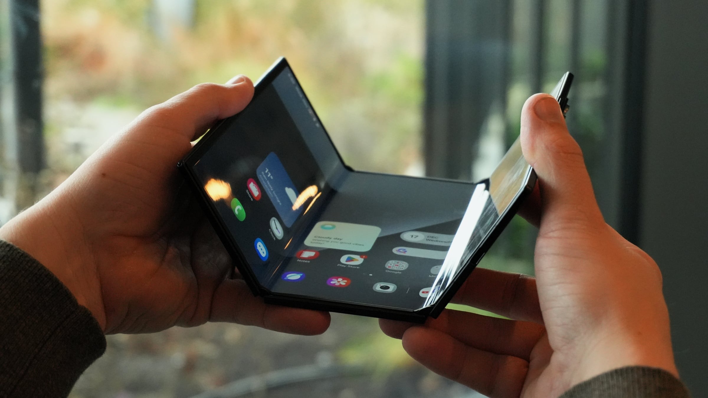 گلکسی زد تری فولد