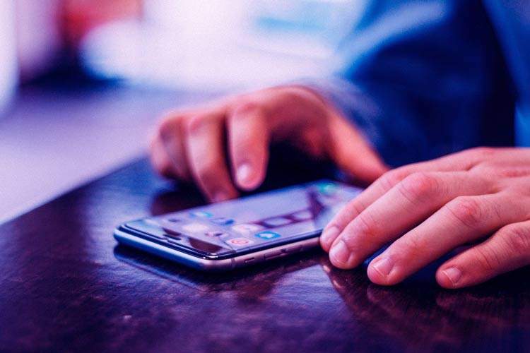آنتن‌دهی تلفن همراه هنگام قطع برق