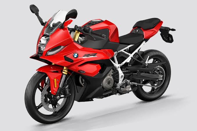 موتورسیکلت اسپرت BMW F 450 RR مدل ۲۰۲۷ با بدنه مسابقه‌ای و طراحی الهام‌گرفته از S 1000 RR