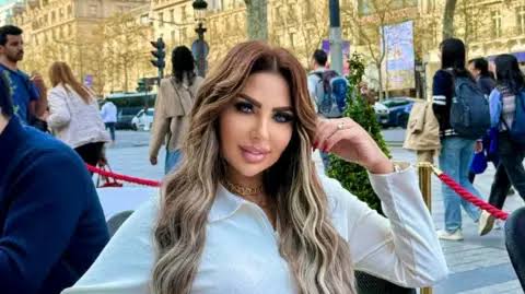 سارا خلیفه مجری مشهور تلویزیون مصر پس از صدور حکم اعدام