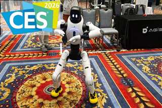  ربات A2 تقریباً به اندازه یک انسان و ربات X2 کمی کوچک‌تر است. هر دو ربات در نمایشگاه توانایی‌های شگفت‌انگیز و چشمگیری را به نمایش گذاشتند.