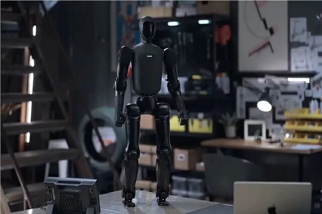 کوچکترین ربات انسان‌نمای جهان