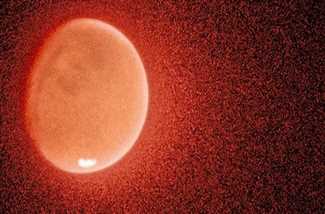 براساس تحقیق جدید اگر قرار باشد انسان در مریخ زندگی کند، رطوبتی که از هوای این سیاره استخراج می شود یک ذخیره آب ارزشمند به حساب می آید.