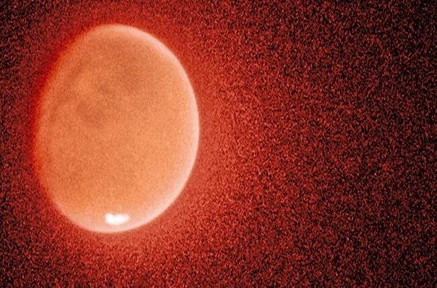 براساس تحقیق جدید اگر قرار باشد انسان در مریخ زندگی کند، رطوبتی که از هوای این سیاره استخراج می شود یک ذخیره آب ارزشمند به حساب می آید.