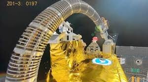 سوخت‌گیری در فضا با بازو شبی به هشت پا