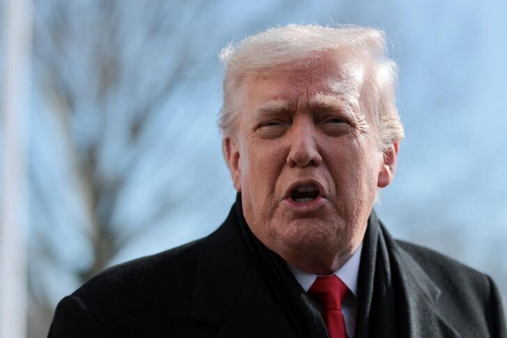 دستور عجیب ترامپ به برخی وزارتخانه‌های آمریکا در مورد انتشار اسناد یوفوها