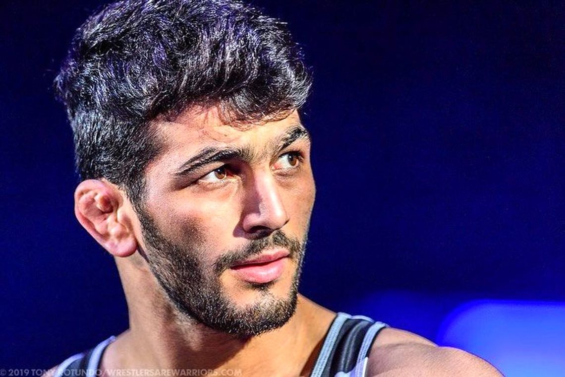 حسن یزدانی، دارنده ۱۰ مدال رنگارنگ کشتی آزاد المپیک و جهان 