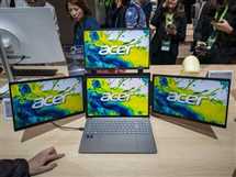 مانیتور سه‌گانه قابل‌حمل Acer PD163Q P3 با سه نمایشگر ۱۵.۶ اینچی