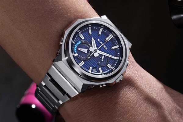ساعت کاسیو G-SHOCK G-STEEL GST-W1000 با بدنه فلزی