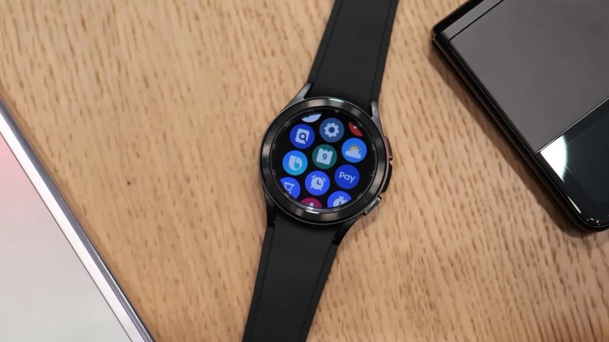 گلکسی واچ ۴